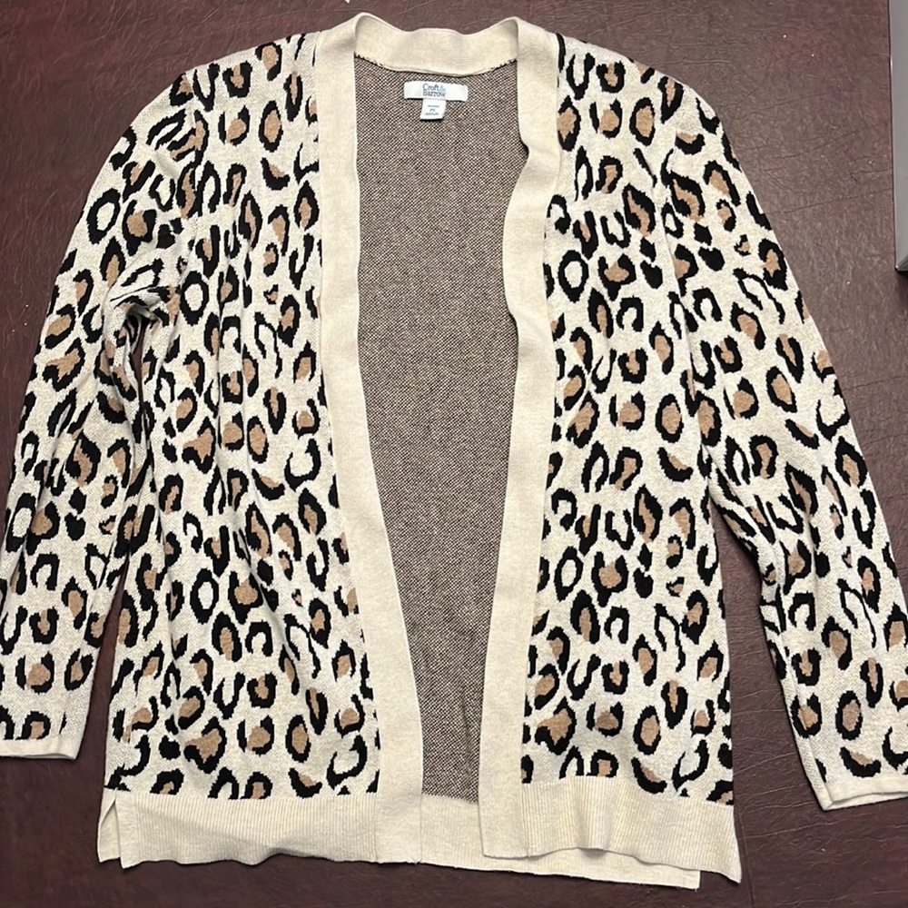Like-new croft & barrow leopard print cardigan